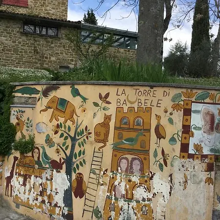 Shireen Летний дом Губбио